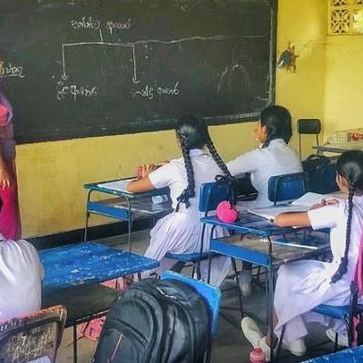 Photo 6336841250585556704 Y122